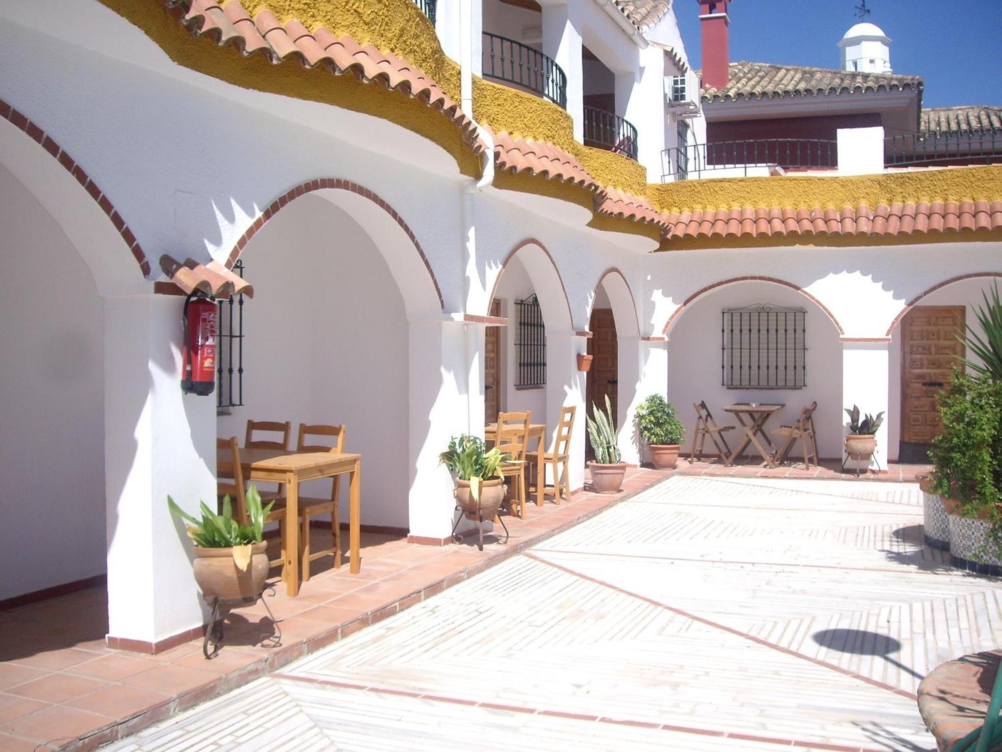 Hostal Mini Golf Los Canos De Meca Exterior photo