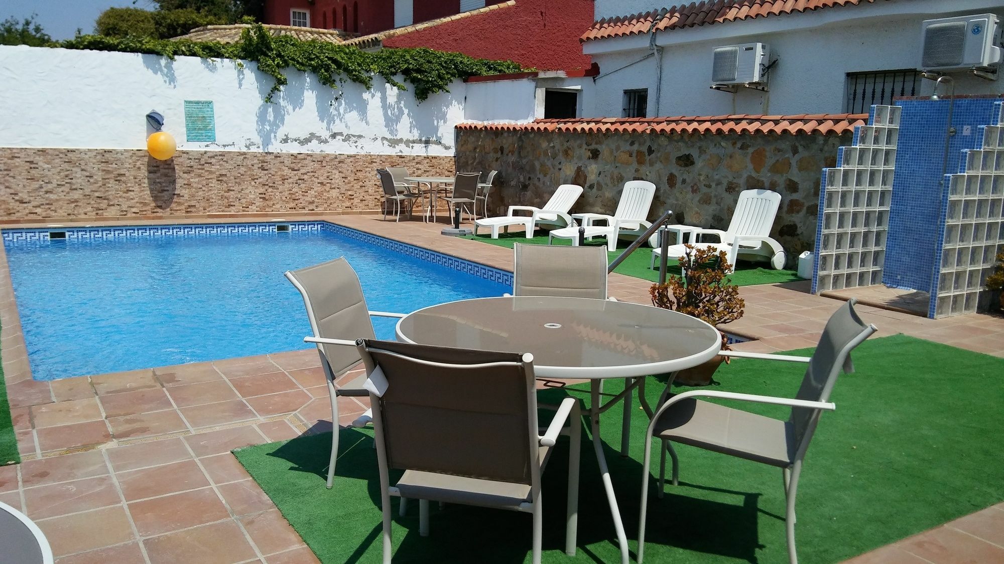 Hostal Mini Golf Los Canos De Meca Exterior photo